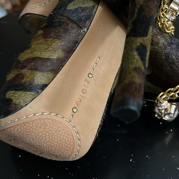 Ziginy Women's Skillet Dress Pump Leather Upper. Size 7. New without tag. - Picture 13 of 14